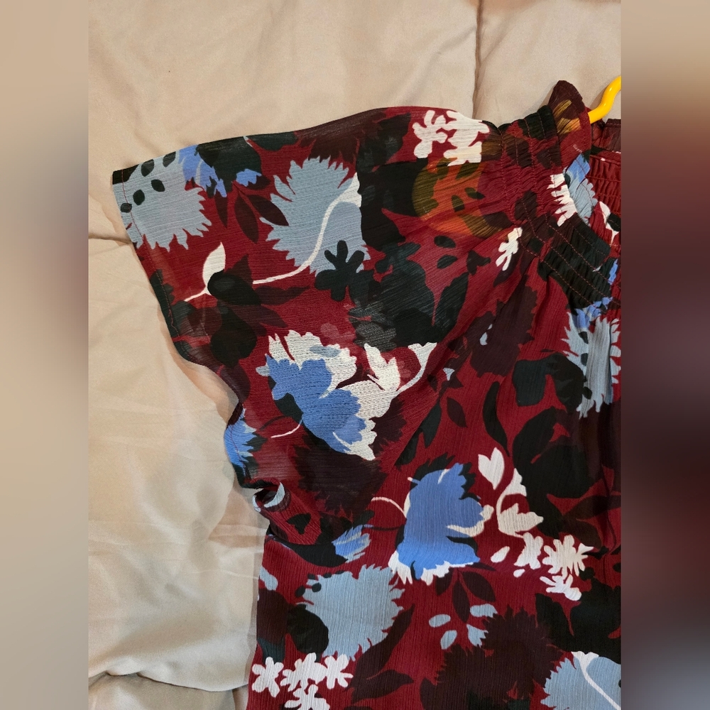 Ann Taylor Floral Ruffle Sleeve Blouse SizeL NWT - Picture 3 of 9